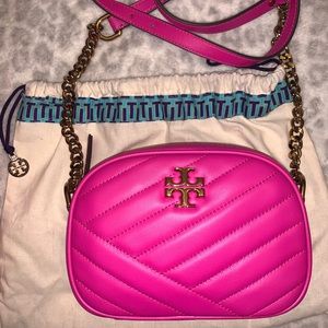 ❌SOLD❌ Tory Burch Kira Chevron Camera Bag